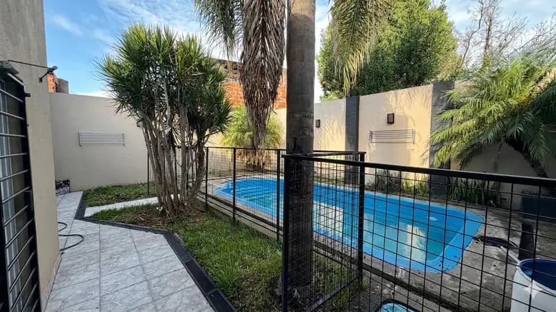 Casa en venta · General San Martin, GBA Norte, Provincia de Buenos Aires Casa en venta · General San Martin, GBA Norte, Provincia de Buenos Aires