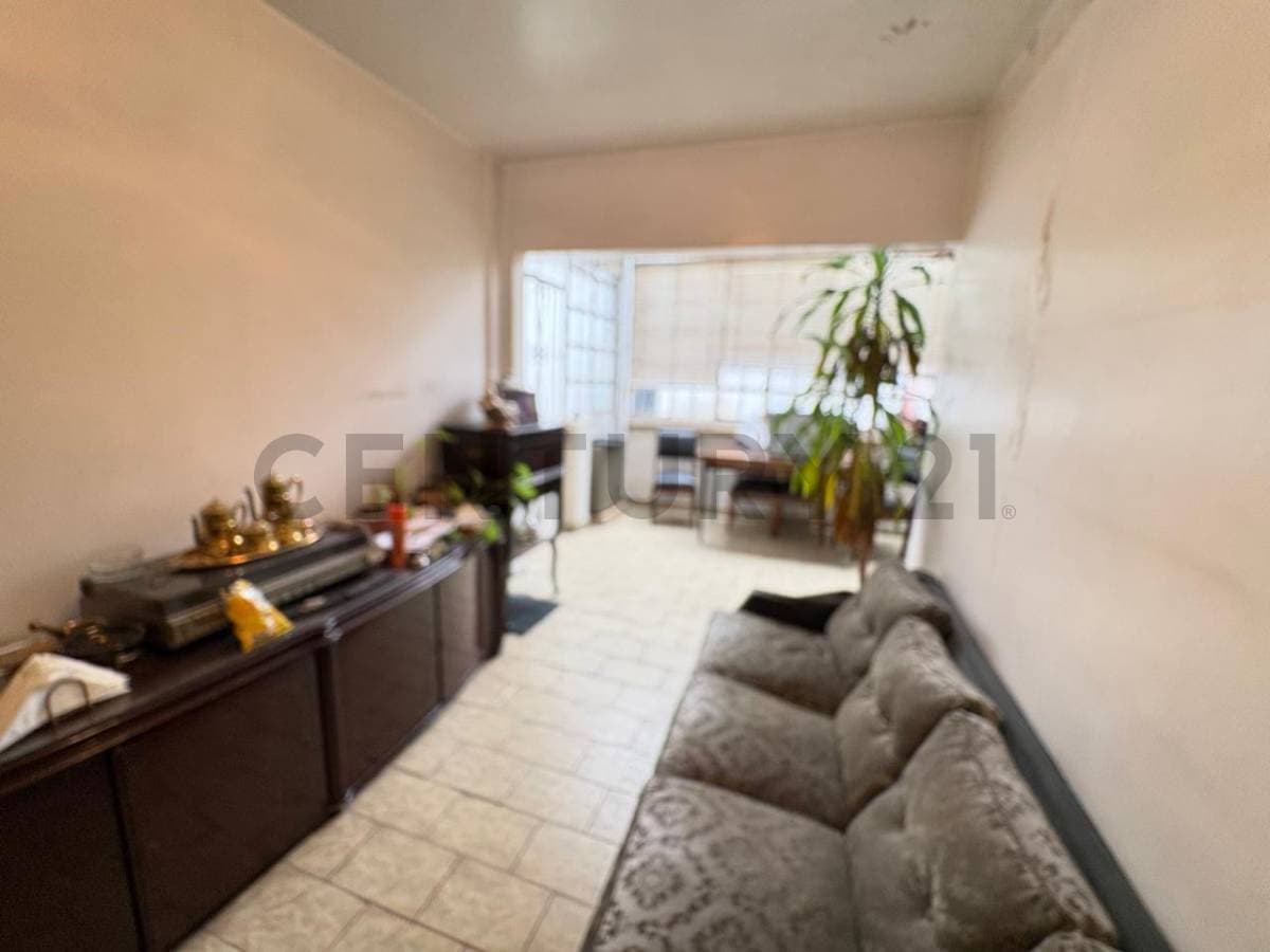 Casa en venta · Monte Castro, CABA Casa en venta · Monte Castro, CABA