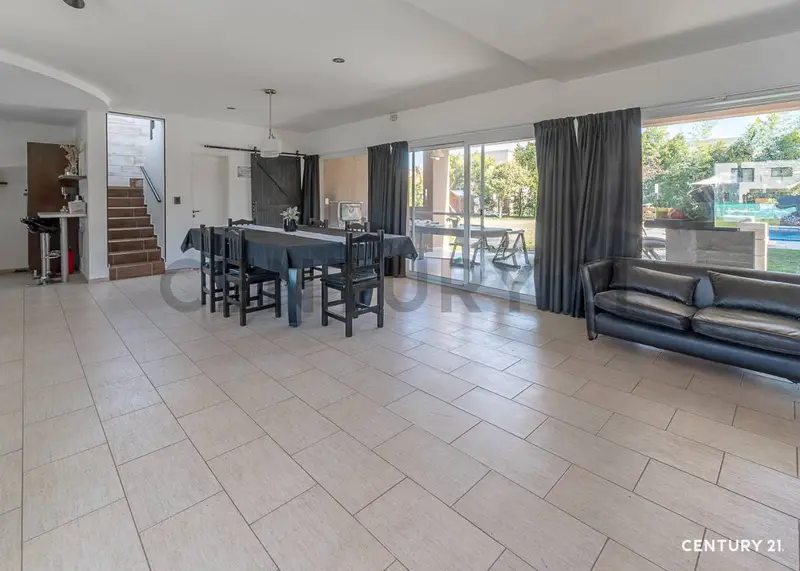 Casa en venta · El Cazador, Escobar, GBA Norte, Provincia de Buenos Aires Casa en venta · El Cazador, Escobar, GBA Norte, Provincia de Buenos Aires