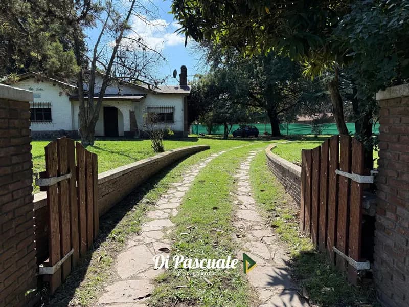 Casa en venta · La Reja, Moreno, GBA Oeste, Provincia de Buenos Aires Casa en venta · La Reja, Moreno, GBA Oeste, Provincia de Buenos Aires