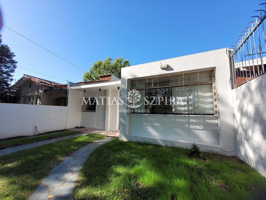 Casa en venta · Ituzaingó Norte, Ituzaingó, GBA Oeste, Provincia de Buenos Aires Casa en venta · Ituzaingó Norte, Ituzaingó, GBA Oeste, Provincia de Buenos Aires