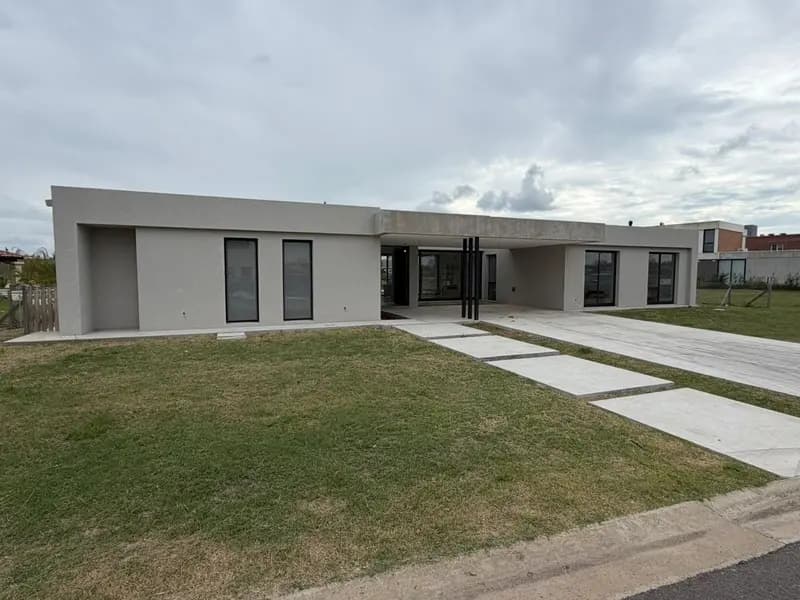 Casa en venta · El Naudir, Escobar, GBA Norte, Provincia de Buenos Aires Casa en venta · El Naudir, Escobar, GBA Norte, Provincia de Buenos Aires