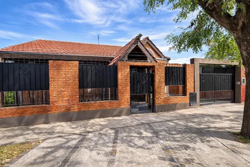 Casa en venta · Ituzaingó Norte, Ituzaingó, GBA Oeste, Provincia de Buenos Aires Casa en venta · Ituzaingó Norte, Ituzaingó, GBA Oeste, Provincia de Buenos Aires