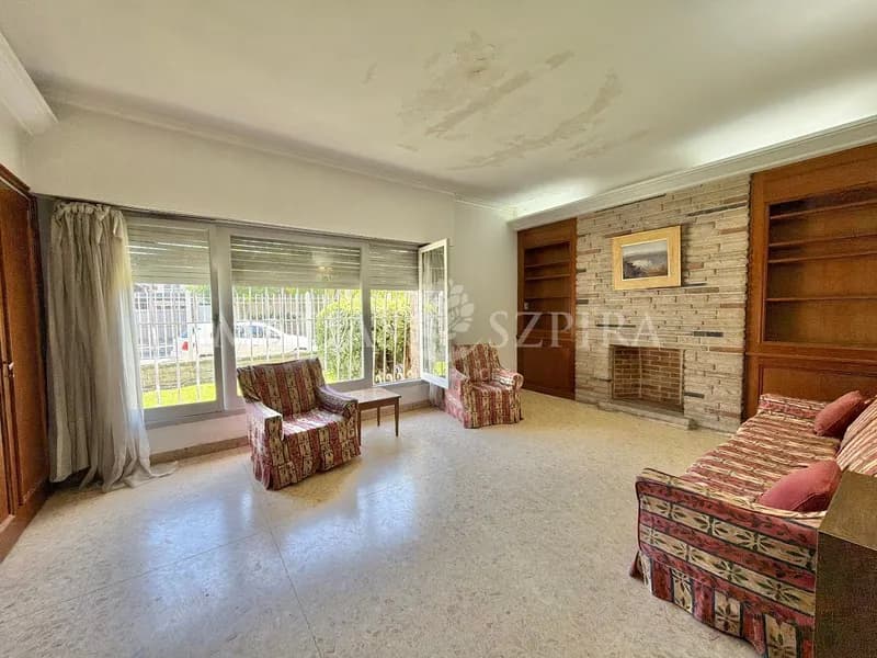 Casa en venta · Villa Tesei Oeste, Morón, Morón, GBA Oeste, Provincia de Buenos Aires Casa en venta · Villa Tesei Oeste, Morón, Morón, GBA Oeste, Provincia de Buenos Aires