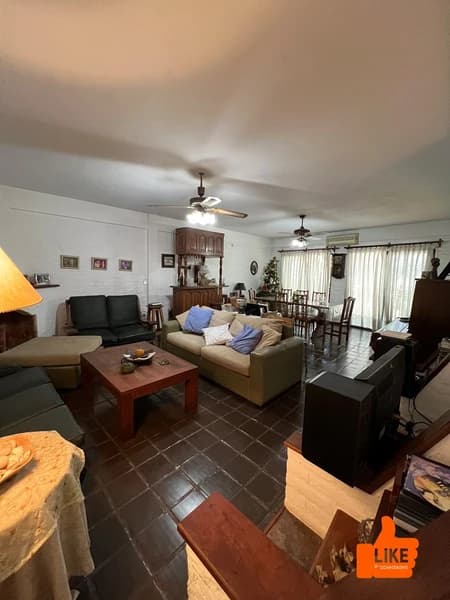 Casa en venta · Lanús Oeste, Lanús, Lanús, GBA Sur, Provincia de Buenos Aires Casa en venta · Lanús Oeste, Lanús, Lanús, GBA Sur, Provincia de Buenos Aires