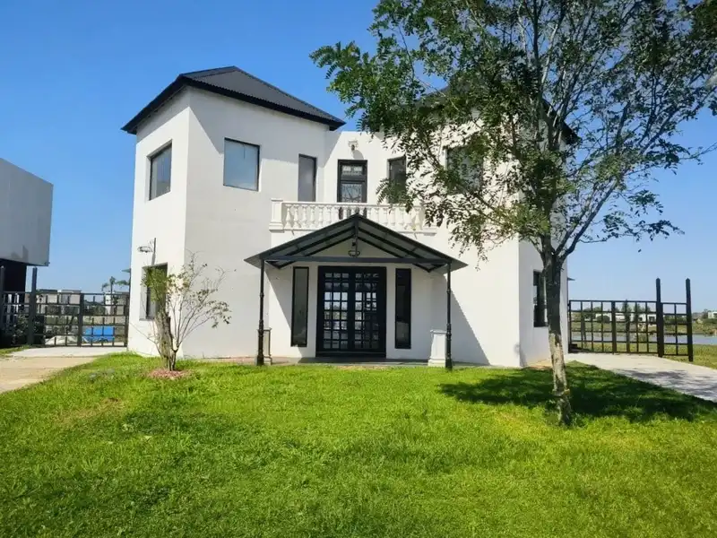 Casa en venta · San Sebastián, Escobar, GBA Norte, Provincia de Buenos Aires Casa en venta · San Sebastián, Escobar, GBA Norte, Provincia de Buenos Aires
