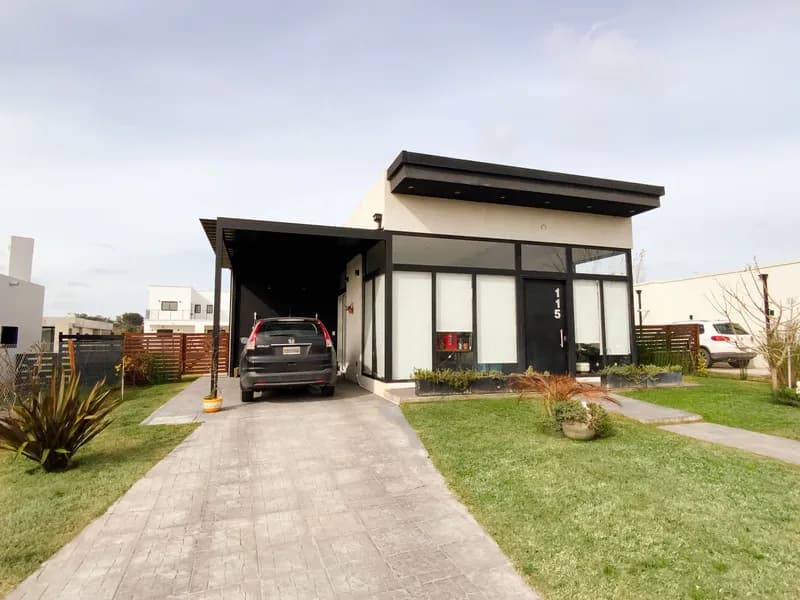 Casa en alquiler · San Sebastián, Escobar, GBA Norte, Provincia de Buenos Aires Casa en alquiler · San Sebastián, Escobar, GBA Norte, Provincia de Buenos Aires