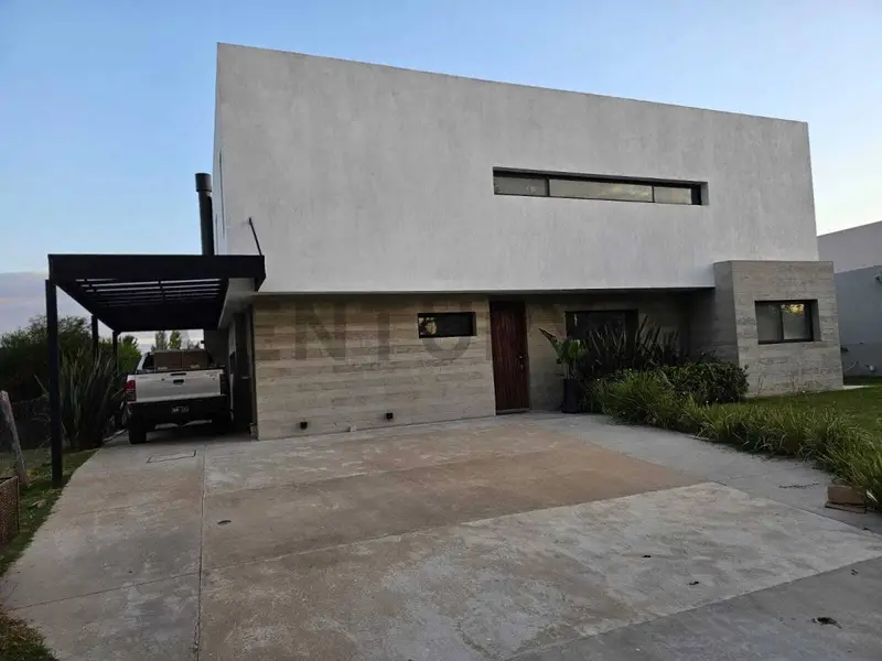 Casa en alquiler · El Cazador, Escobar, GBA Norte, Provincia de Buenos Aires Casa en alquiler · El Cazador, Escobar, GBA Norte, Provincia de Buenos Aires