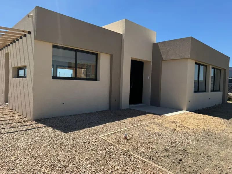 Casa en venta · San Sebastián, Escobar, GBA Norte, Provincia de Buenos Aires Casa en venta · San Sebastián, Escobar, GBA Norte, Provincia de Buenos Aires