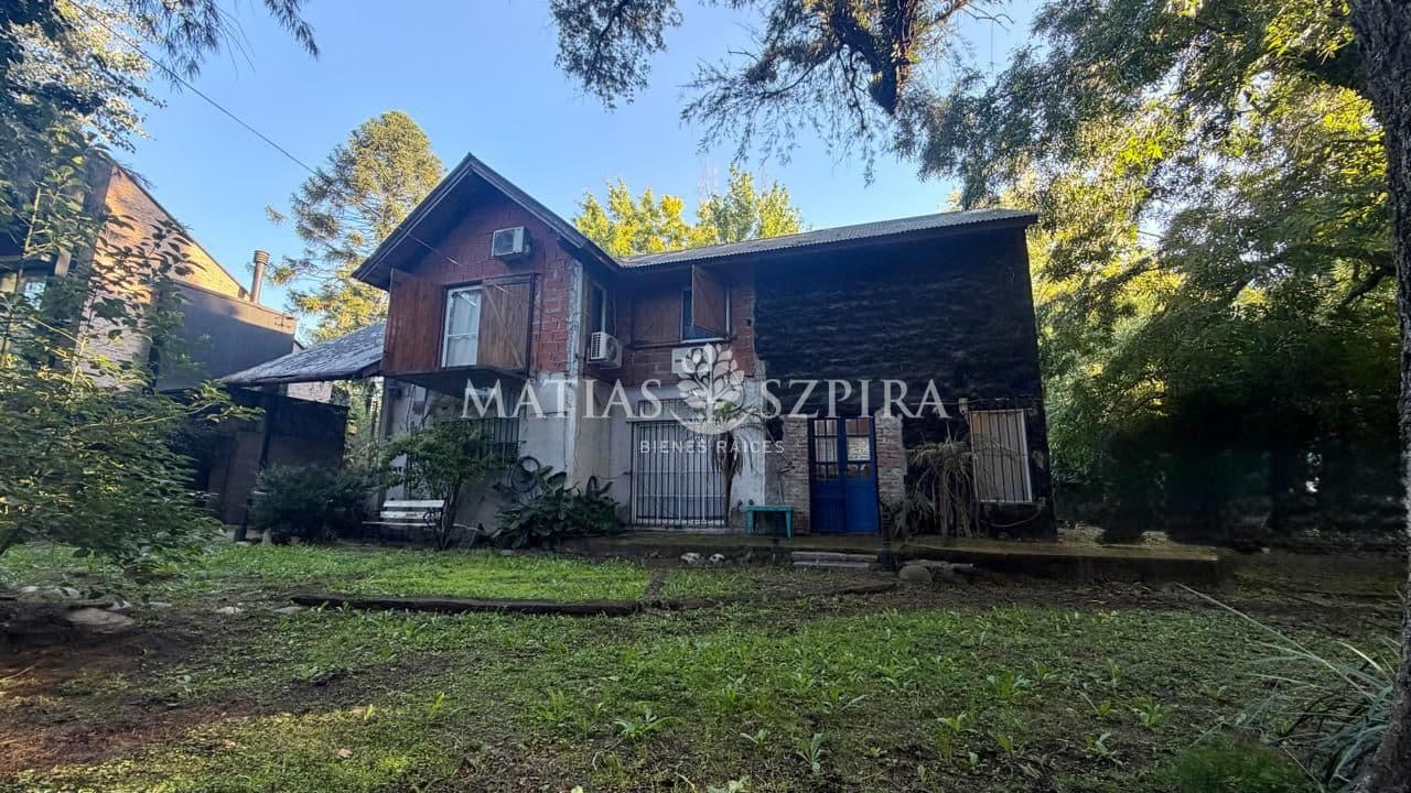 Casa en venta · Villa Gobernador Udaondo, Ituzaingó, GBA Oeste, Provincia de Buenos Aires Casa en venta · Villa Gobernador Udaondo, Ituzaingó, GBA Oeste, Provincia de Buenos Aires
