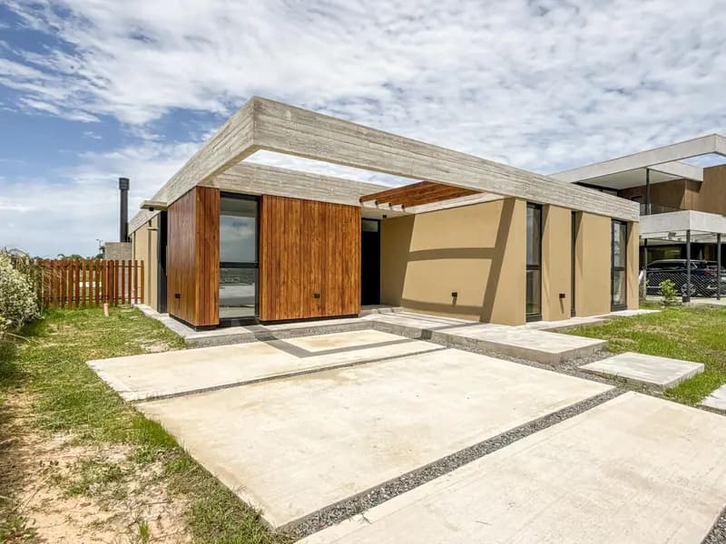 Casa en venta · San Sebastián, Escobar, GBA Norte, Provincia de Buenos Aires Casa en venta · San Sebastián, Escobar, GBA Norte, Provincia de Buenos Aires