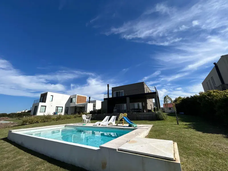 Casa en venta · El Naudir, Escobar, GBA Norte, Provincia de Buenos Aires Casa en venta · El Naudir, Escobar, GBA Norte, Provincia de Buenos Aires