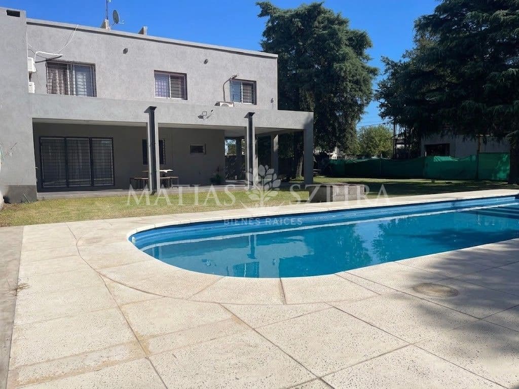 Casa en venta · Francisco Alvarez, Moreno, GBA Oeste, Provincia de Buenos Aires Casa en venta · Francisco Alvarez, Moreno, GBA Oeste, Provincia de Buenos Aires