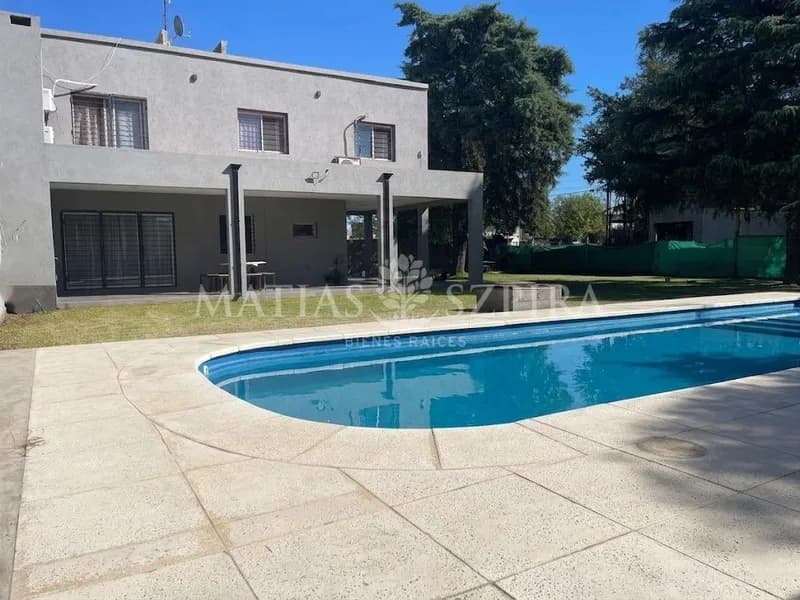Casa en venta · Francisco Alvarez, Moreno, GBA Oeste, Provincia de Buenos Aires Casa en venta · Francisco Alvarez, Moreno, GBA Oeste, Provincia de Buenos Aires