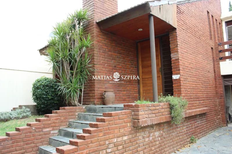 Casa en venta · Merlo, GBA Oeste, Provincia de Buenos Aires Casa en venta · Merlo, GBA Oeste, Provincia de Buenos Aires