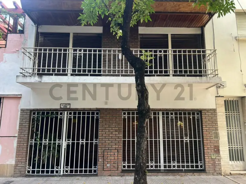 Casa en venta · Flores, CABA Casa en venta · Flores, CABA