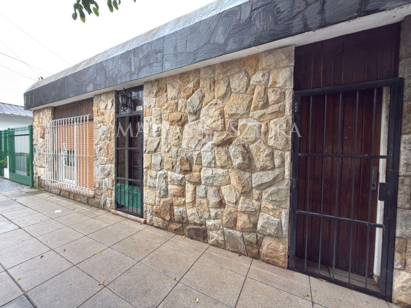 Casa en venta · Villa Sarmiento, Morón, GBA Oeste, Provincia de Buenos Aires Casa en venta · Villa Sarmiento, Morón, GBA Oeste, Provincia de Buenos Aires