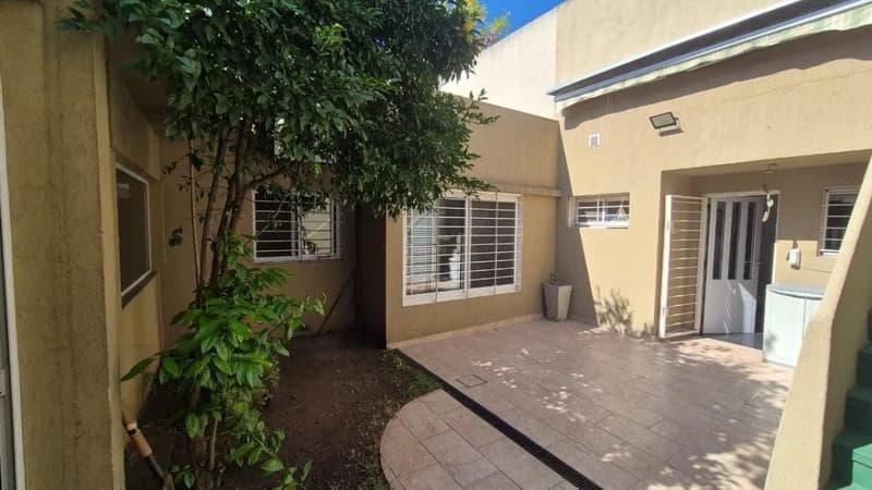 Casa en venta · Monte Castro, CABA Casa en venta · Monte Castro, CABA