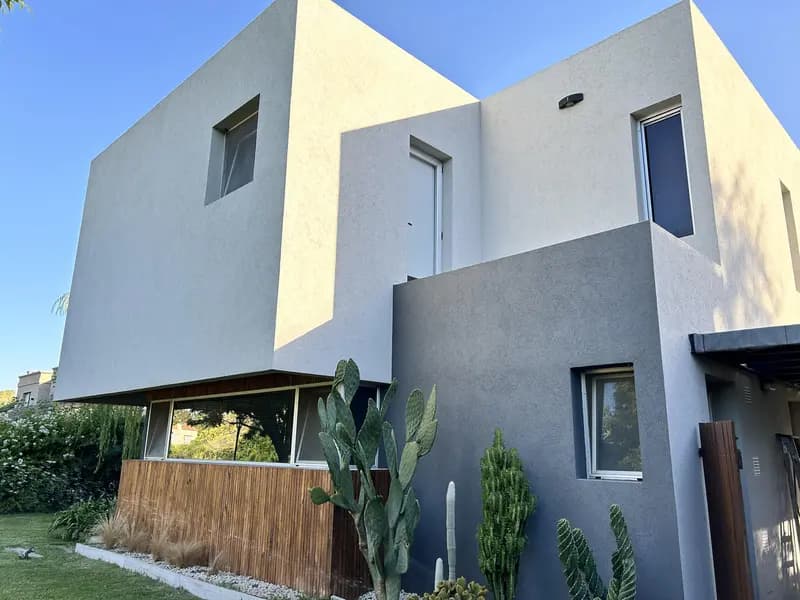 Casa en venta · Santa Silvina, Pilar, GBA Norte, Provincia de Buenos Aires Casa en venta · Santa Silvina, Pilar, GBA Norte, Provincia de Buenos Aires