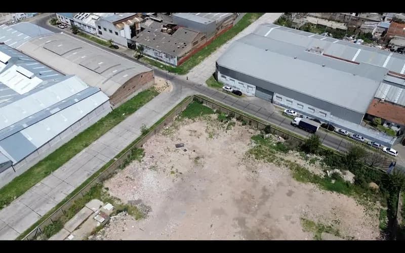 Terreno en venta · Avellaneda, GBA Sur, Provincia de Buenos Aires Terreno en venta · Avellaneda, GBA Sur, Provincia de Buenos Aires