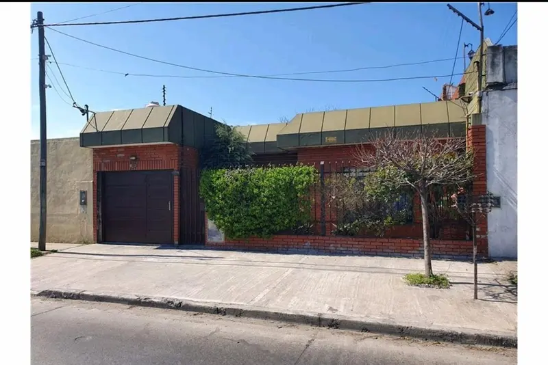 Casa en venta · San Justo, La Matanza, GBA Oeste, Provincia de Buenos Aires Casa en venta · San Justo, La Matanza, GBA Oeste, Provincia de Buenos Aires
