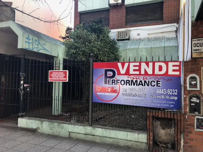 Casa en venta · Ramos Mejia, La Matanza, GBA Oeste, Provincia de Buenos Aires Casa en venta · Ramos Mejia, La Matanza, GBA Oeste, Provincia de Buenos Aires