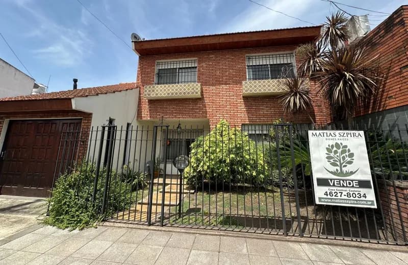 Casa en venta · Castelar Norte, Castelar, Morón, GBA Oeste, Provincia de Buenos Aires Casa en venta · Castelar Norte, Castelar, Morón, GBA Oeste, Provincia de Buenos Aires