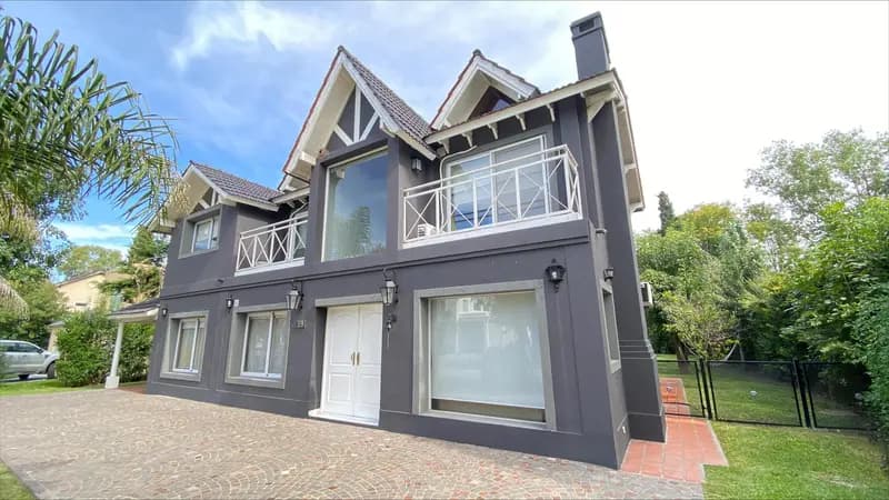 Casa en venta · Francisco Alvarez, Moreno, GBA Oeste, Provincia de Buenos Aires Casa en venta · Francisco Alvarez, Moreno, GBA Oeste, Provincia de Buenos Aires