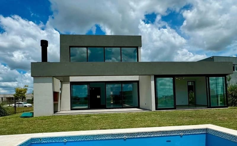 Casa en venta · San Sebastián, Escobar, GBA Norte, Provincia de Buenos Aires Casa en venta · San Sebastián, Escobar, GBA Norte, Provincia de Buenos Aires