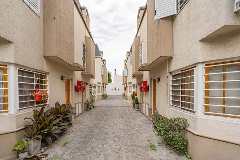 Casa en venta · Villa Sarmiento, Morón, GBA Oeste, Provincia de Buenos Aires Casa en venta · Villa Sarmiento, Morón, GBA Oeste, Provincia de Buenos Aires