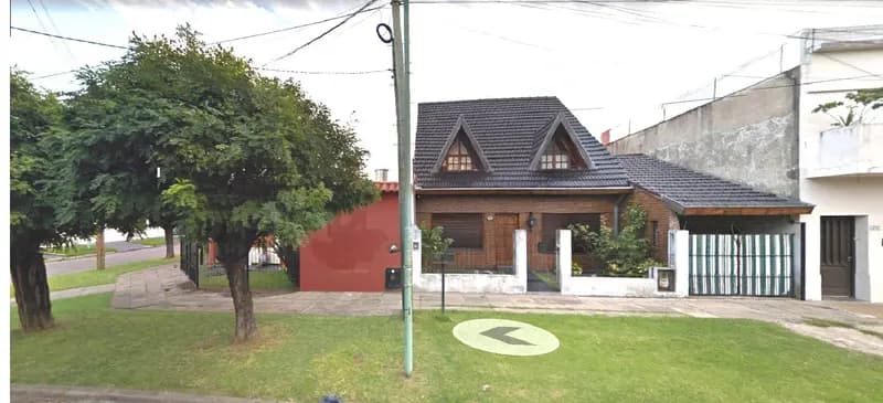 Casa en venta · San Antonio de Padua, Merlo, GBA Oeste, Provincia de Buenos Aires Casa en venta · San Antonio de Padua, Merlo, GBA Oeste, Provincia de Buenos Aires