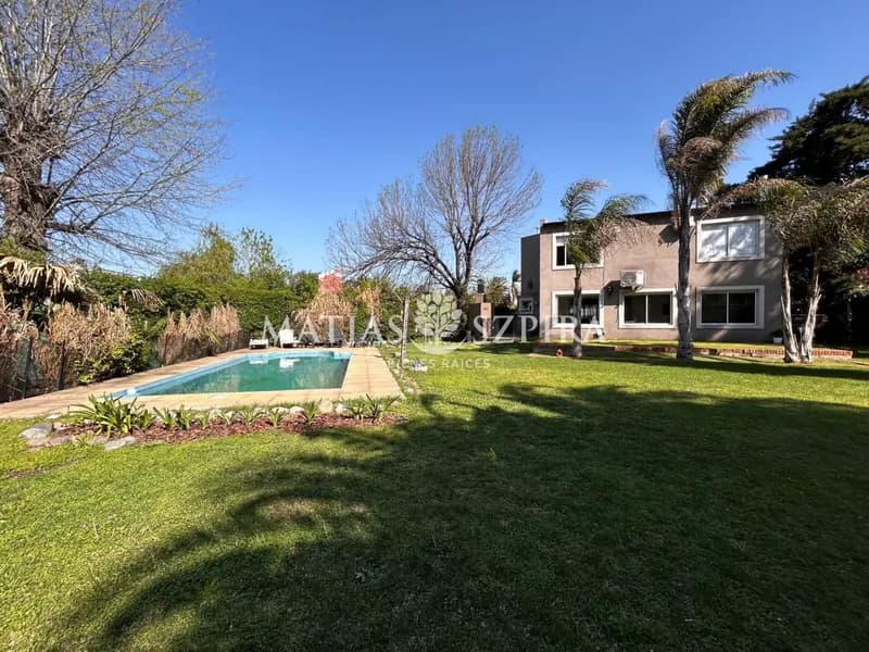 Casa en venta · Las Lajas, General Rodriguez, GBA Oeste, Provincia de Buenos Aires Casa en venta · Las Lajas, General Rodriguez, GBA Oeste, Provincia de Buenos Aires