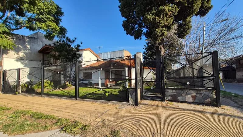 Casa en venta · La Tablada, La Matanza, GBA Oeste, Provincia de Buenos Aires Casa en venta · La Tablada, La Matanza, GBA Oeste, Provincia de Buenos Aires