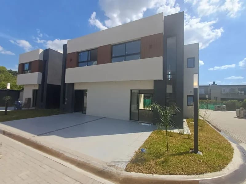 Casa en venta · Pilar, GBA Norte, Provincia de Buenos Aires Casa en venta · Pilar, GBA Norte, Provincia de Buenos Aires