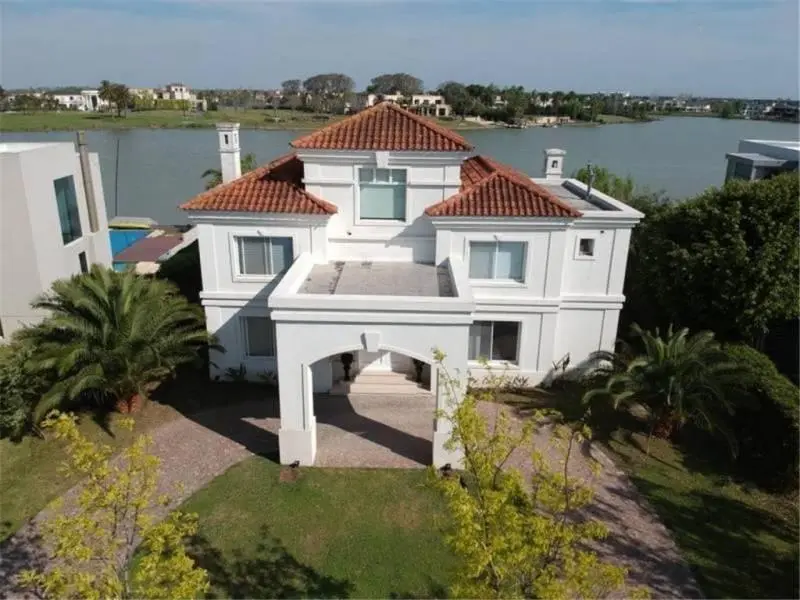 Casa en venta · Los Castores, Nordelta, Tigre, GBA Norte, Provincia de Buenos Aires Casa en venta · Los Castores, Nordelta, Tigre, GBA Norte, Provincia de Buenos Aires