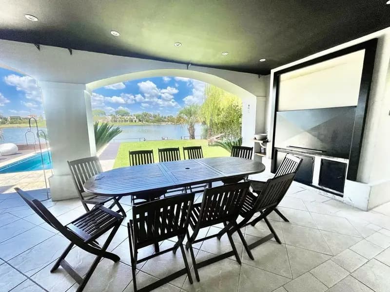 Casa en venta · Los Castores, Nordelta, Tigre, GBA Norte, Provincia de Buenos Aires Casa en venta · Los Castores, Nordelta, Tigre, GBA Norte, Provincia de Buenos Aires