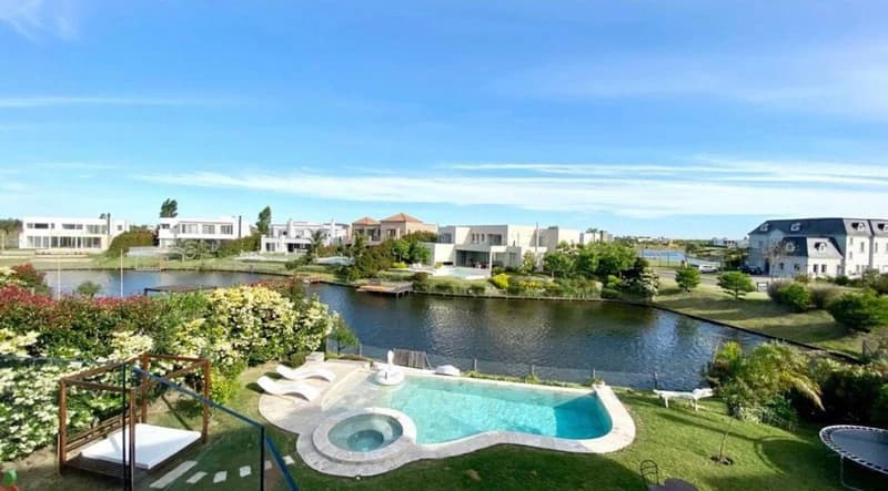 Casa en venta · El Golf, Nordelta, Tigre, GBA Norte, Provincia de Buenos Aires Casa en venta · El Golf, Nordelta, Tigre, GBA Norte, Provincia de Buenos Aires