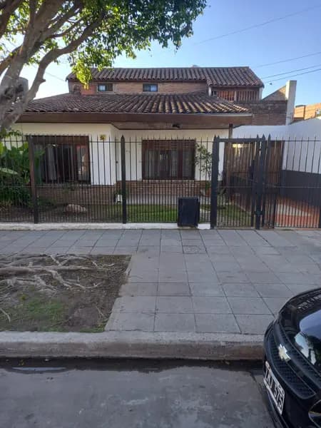 Casa en venta · San Fernando, GBA Norte, Provincia de Buenos Aires Casa en venta · San Fernando, GBA Norte, Provincia de Buenos Aires