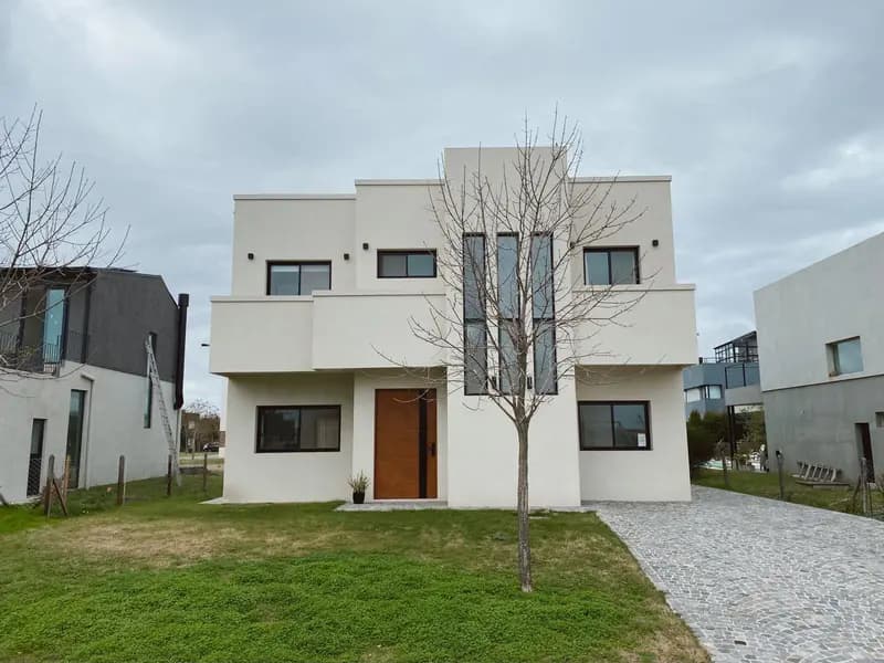 Casa en venta · Puertos Araucarias, Escobar, GBA Norte, Provincia de Buenos Aires Casa en venta · Puertos Araucarias, Escobar, GBA Norte, Provincia de Buenos Aires