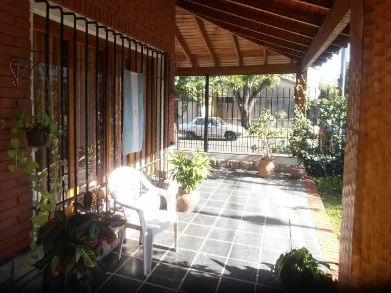 Casa en venta · Jose León Suarez, General San Martin, GBA Norte, Provincia de Buenos Aires Casa en venta · Jose León Suarez, General San Martin, GBA Norte, Provincia de Buenos Aires