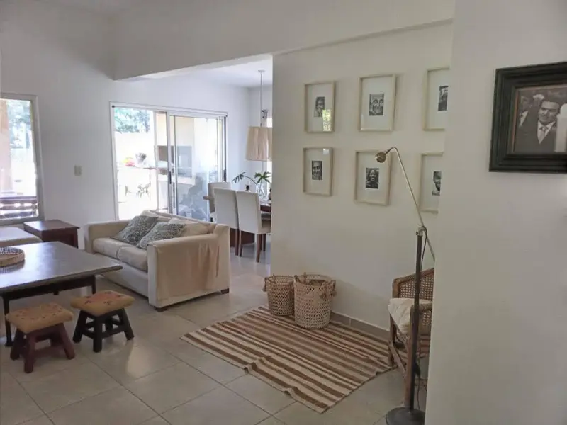 Casa en venta · Santa María de los Olivos, Malvinas Argentinas, GBA Norte, Provincia de Buenos Aires Casa en venta · Santa María de los Olivos, Malvinas Argentinas, GBA Norte, Provincia de Buenos Aires