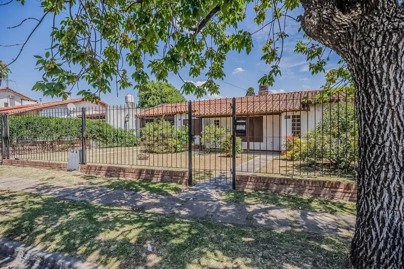 Casa en venta · Ciudad Evita, La Matanza, GBA Oeste, Provincia de Buenos Aires Casa en venta · Ciudad Evita, La Matanza, GBA Oeste, Provincia de Buenos Aires