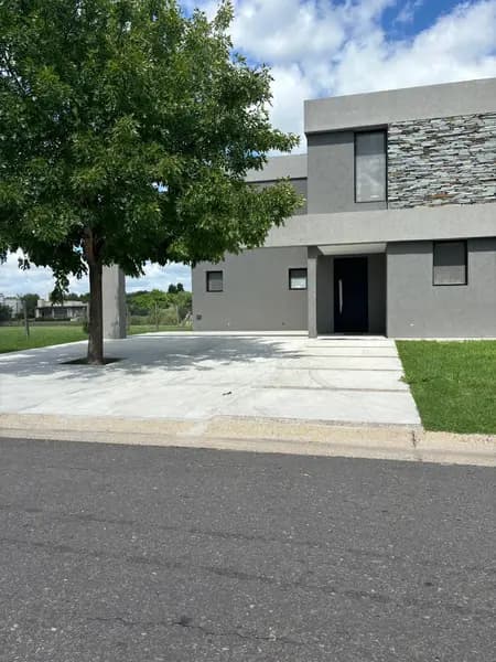 Casa en venta · San Matías, Escobar, GBA Norte, Provincia de Buenos Aires Casa en venta · San Matías, Escobar, GBA Norte, Provincia de Buenos Aires