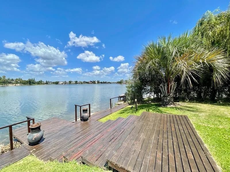 Casa en venta · Los Castores, Nordelta, Tigre, GBA Norte, Provincia de Buenos Aires Casa en venta · Los Castores, Nordelta, Tigre, GBA Norte, Provincia de Buenos Aires