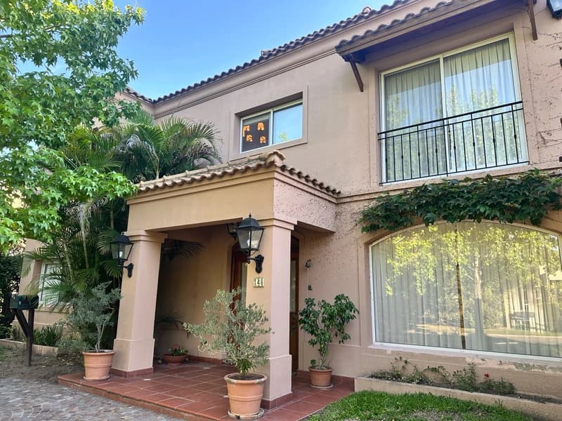 Casa en venta · Barrancas de San José, Pacheco, GBA Norte, Provincia de Buenos Aires Casa en venta · Barrancas de San José, Pacheco, GBA Norte, Provincia de Buenos Aires