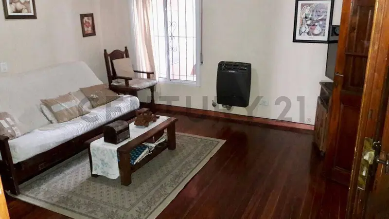 Casa en venta · Villa Ballester, General San Martin, GBA Norte, Provincia de Buenos Aires Casa en venta · Villa Ballester, General San Martin, GBA Norte, Provincia de Buenos Aires