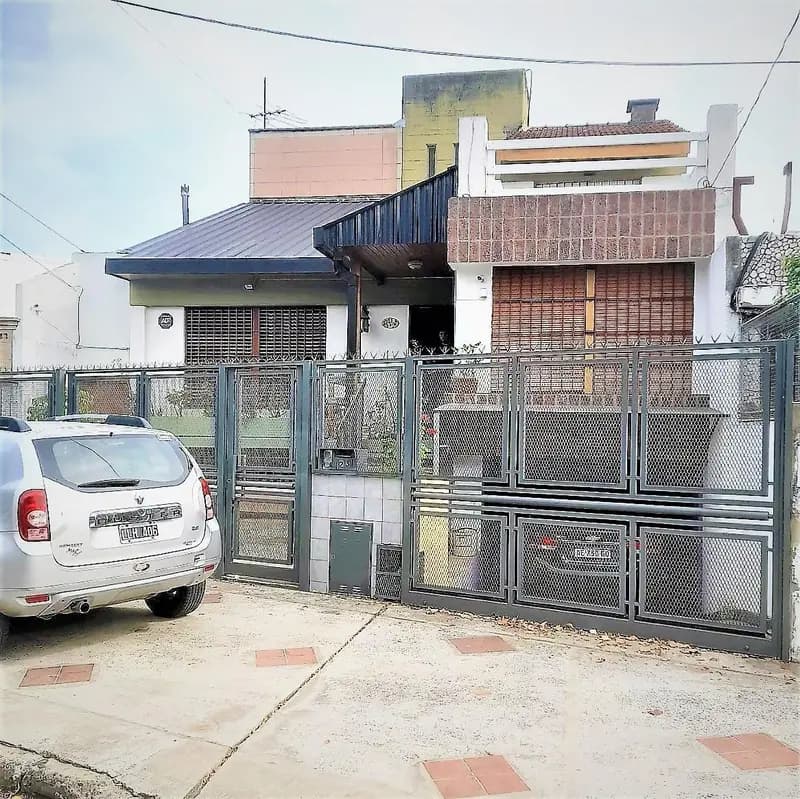Casa en venta · Ramos Mejia, La Matanza, GBA Oeste, Provincia de Buenos Aires Casa en venta · Ramos Mejia, La Matanza, GBA Oeste, Provincia de Buenos Aires