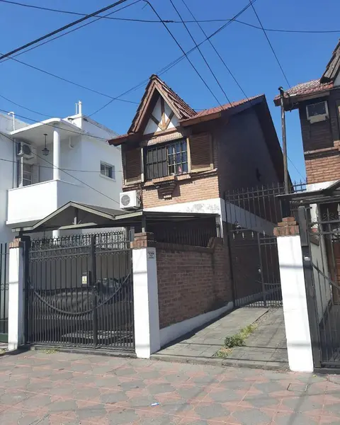 Casa en venta · Ramos Mejia, La Matanza, GBA Oeste, Provincia de Buenos Aires Casa en venta · Ramos Mejia, La Matanza, GBA Oeste, Provincia de Buenos Aires