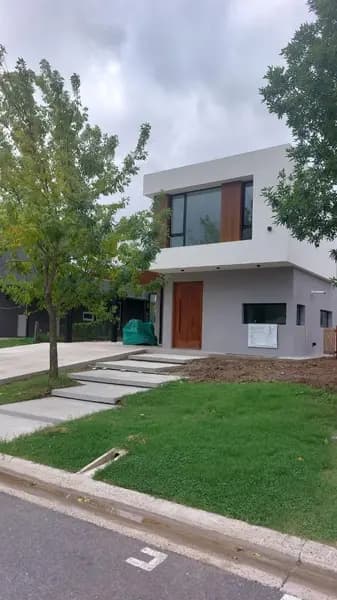 Casa en venta · Puertos Araucarias, Escobar, GBA Norte, Provincia de Buenos Aires Casa en venta · Puertos Araucarias, Escobar, GBA Norte, Provincia de Buenos Aires