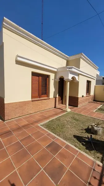 Casa en venta · Oncativo, Río Segundo, Córdoba Casa en venta · Oncativo, Río Segundo, Córdoba